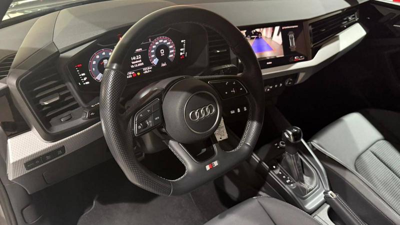 Audi A1 sportback 35 Tfsi 150 ch s tronic 7 s line