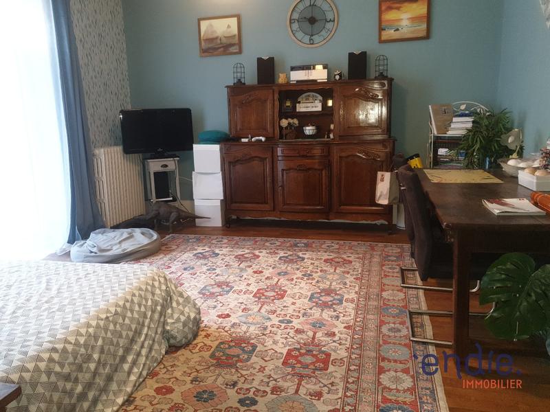 Appartement bourgeois - 193 m² - 9 pièces