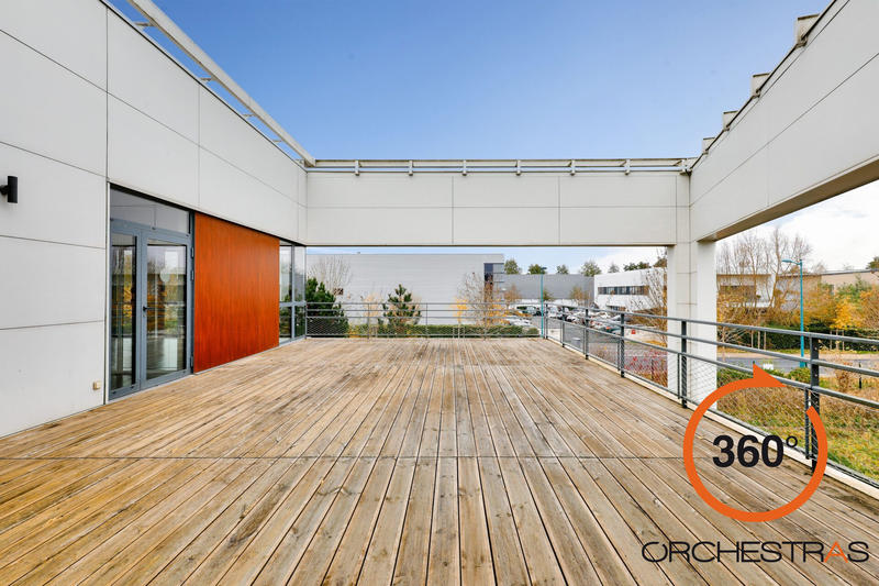 Entrepôt - 3 300 m²