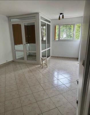 Appartement - 75 m² - 4 pièces