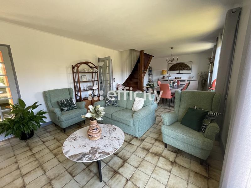 Maison - 155 m² - 8 pièces