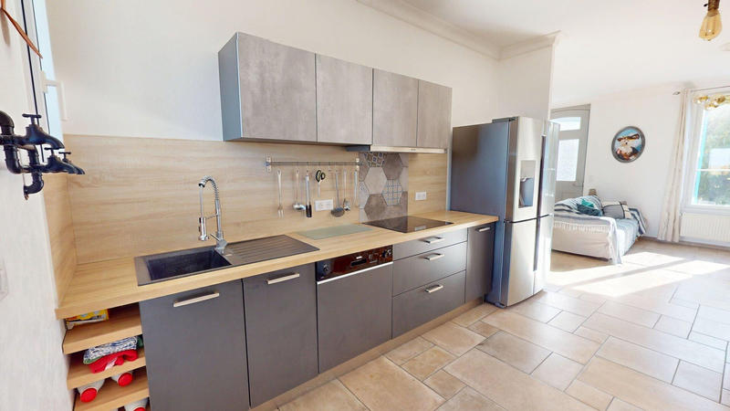 Maison - 170 m² - 7 pièces