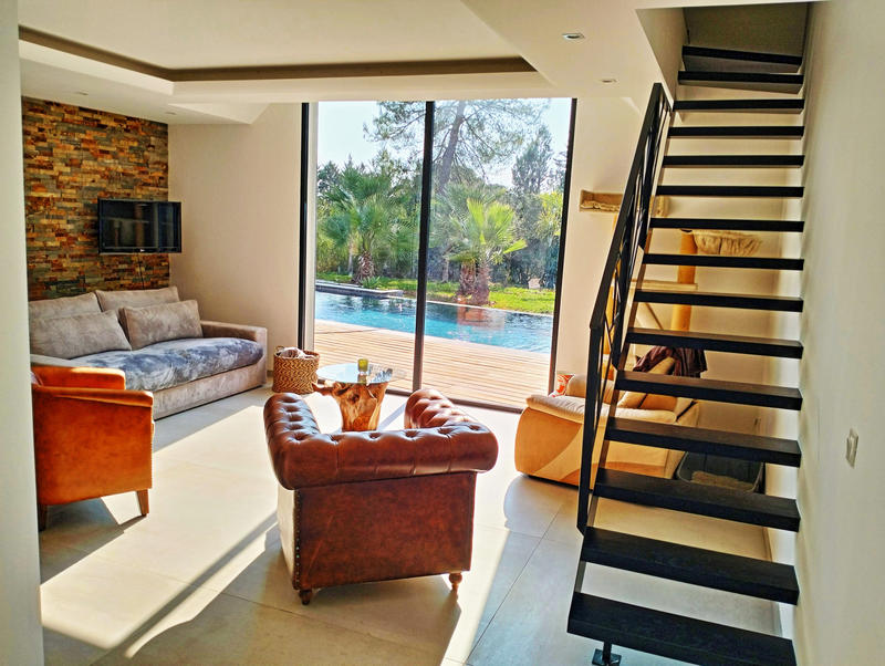 Villa - 350 m² - 9 pièces