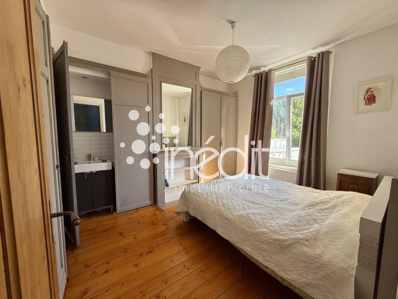 Maison - 141 m² - 6 pièces