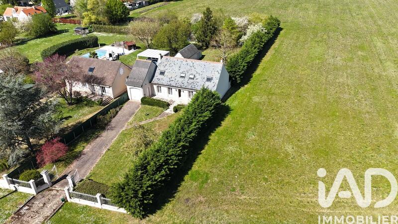 Maison - 225 m² - 9 pièces