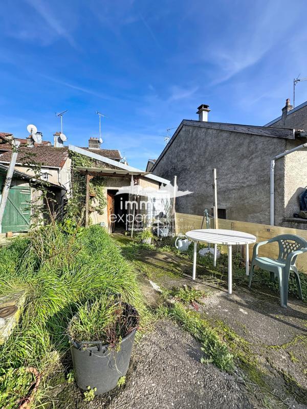 Maison de ville - 83 m² - 4 pièces