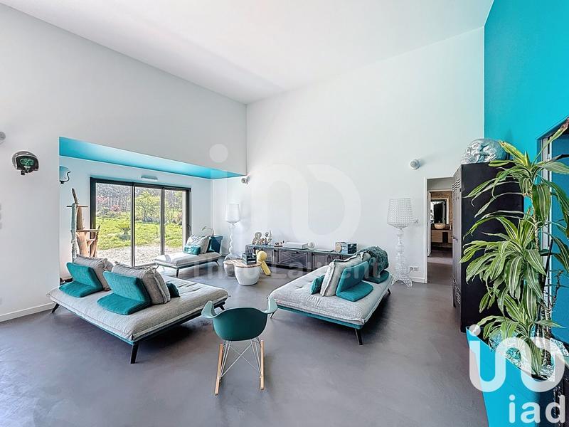 Maison - 165 m² - 7 pièces