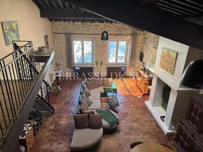 Appartement - 105 m² - 3 pièces