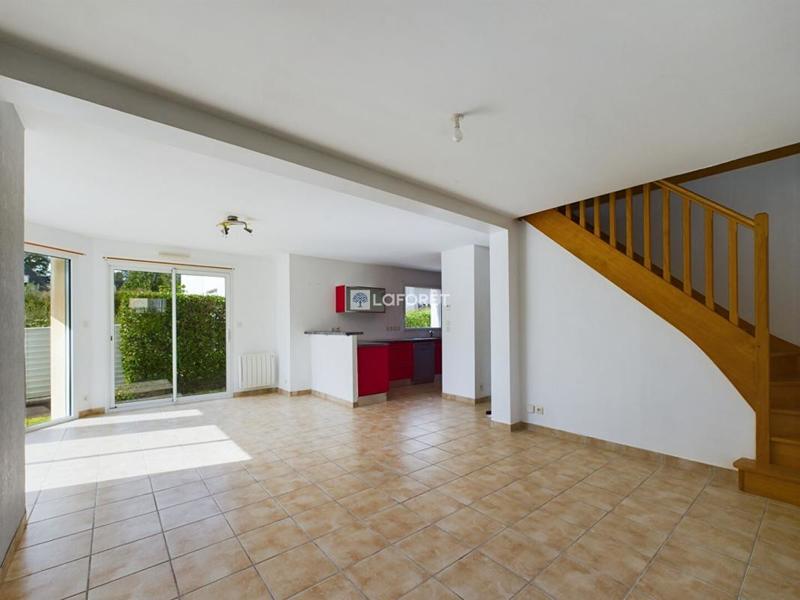 Maison - 98 m² - 5 pièces