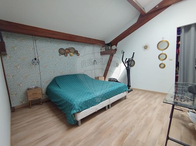 Appartement - 108 m² - 4 pièces