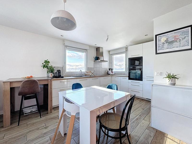 Appartement - 72 m² - 3 pièces