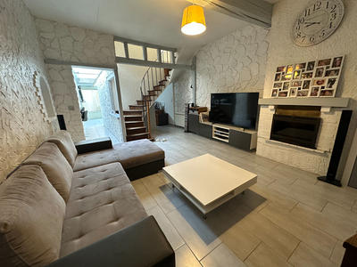 Maison - 228 m² - 7 pièces