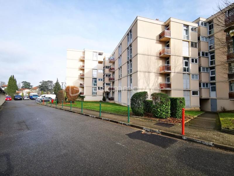 Appartement - 65 m² - 4 pièces