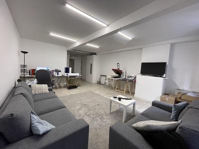 Local commercial - 183 m²