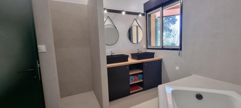 Villa - 136 m² - 5 pièces