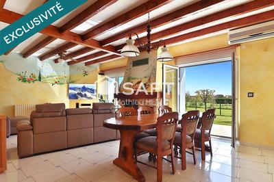 Maison - 166 m² - 6 pièces