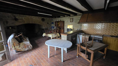 Maison - 90 m² - 6 pièces