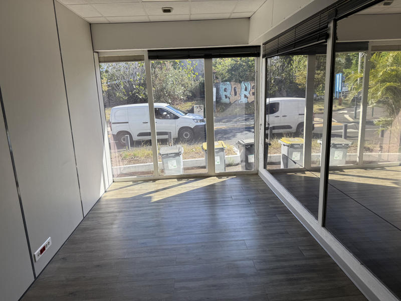 Bureau - 350 m²