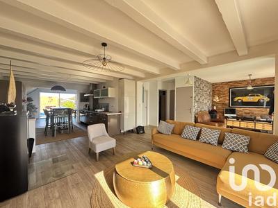 Maison - 213 m² - 8 pièces