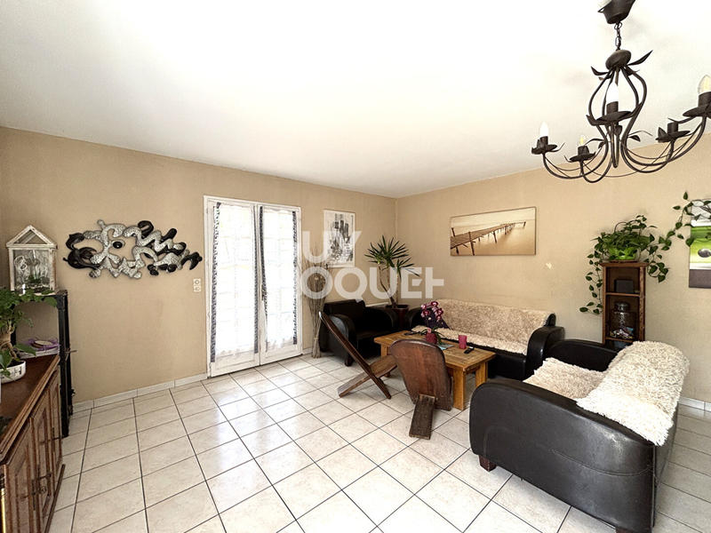 Immeuble - 45 m² - 6 pièces