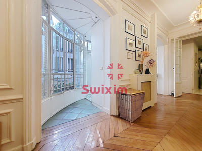Appartement - 187 m² - 6 pièces