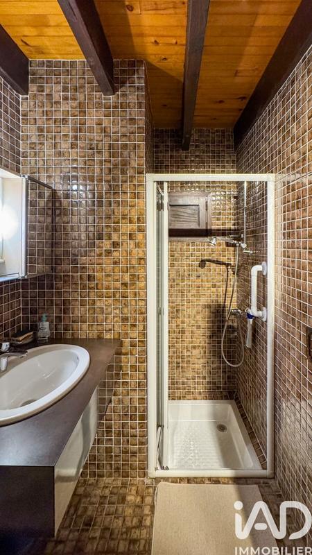 Maison - 97 m² - 6 pièces