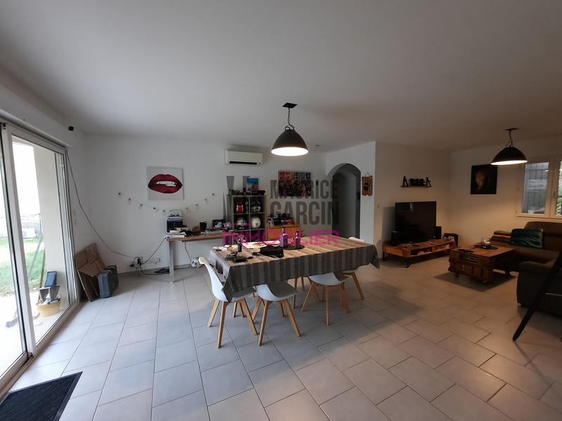 Maison - 98 m² - 4 pièces