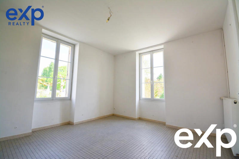 Maison traditionnelle - 215 m² - 6 pièces