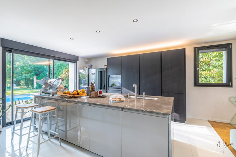 Maison - 162 m² - 6 pièces