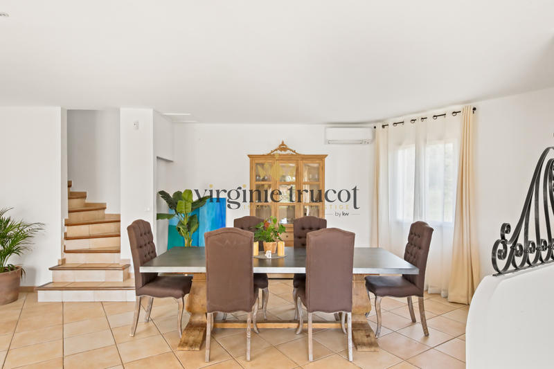 Maison - 153 m² - 5 pièces