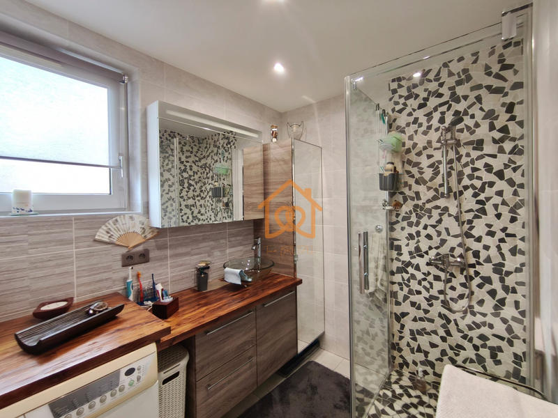 Appartement - 70 m² - 4 pièces