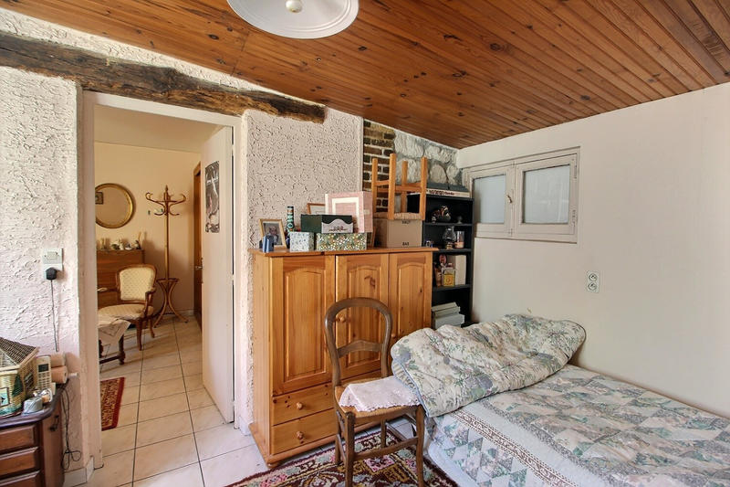 Maison de village - 80 m² - 4 pièces