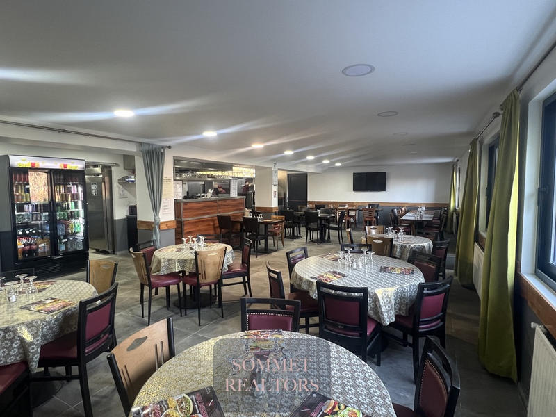 Immeuble - 324 m² - 5 pièces