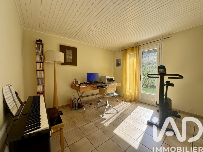 Maison - 200 m² - 7 pièces
