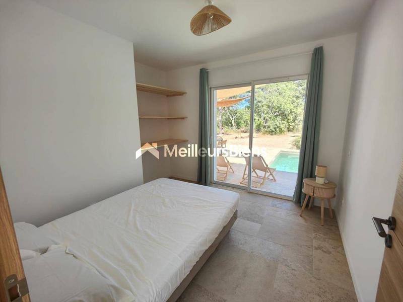 Villa - 94 m² - 4 pièces