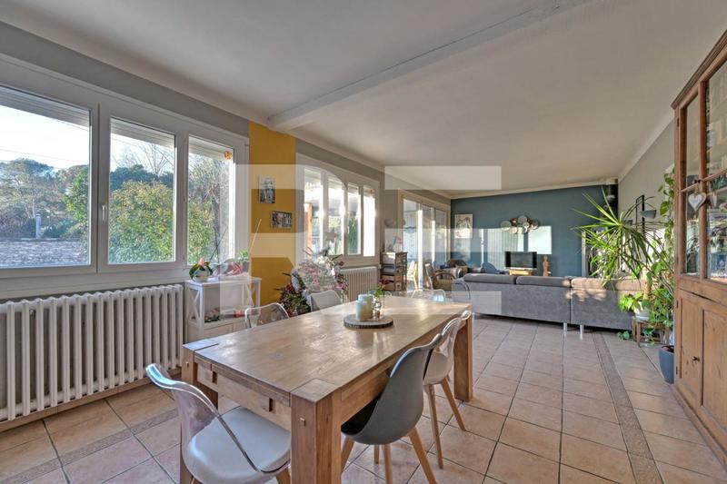 Maison - 144 m² - 5 pièces