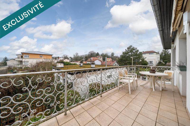 Maison - 195 m² - 8 pièces