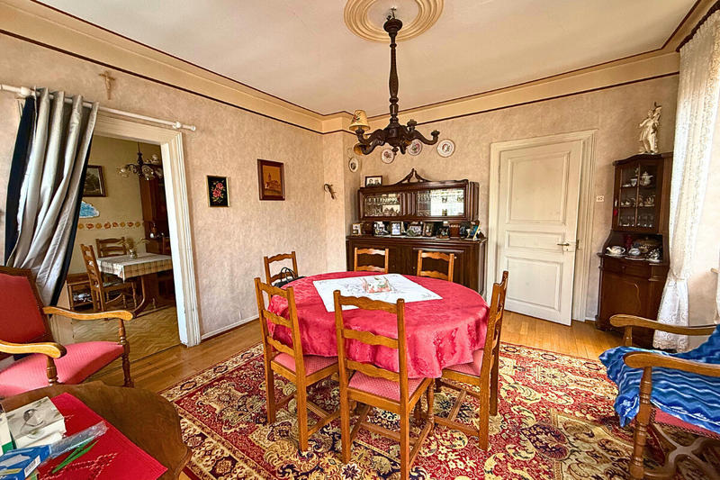 Maison - 135 m² - 6 pièces