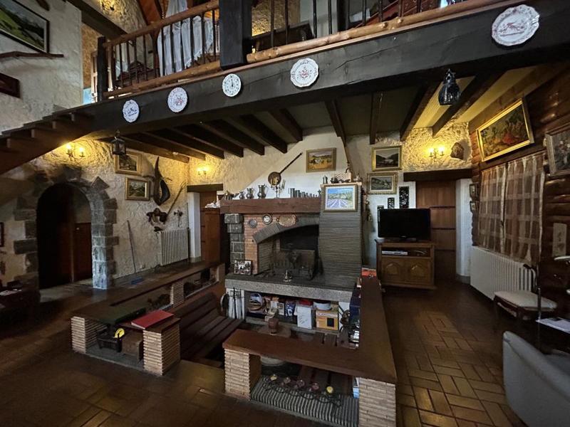 Demeure - 147 m² - 5 pièces