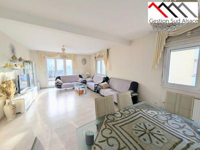 Maison - 103 m² - 5 pièces