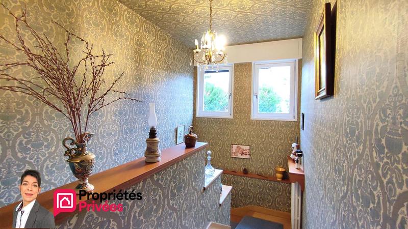 Maison - 218 m² - 8 pièces