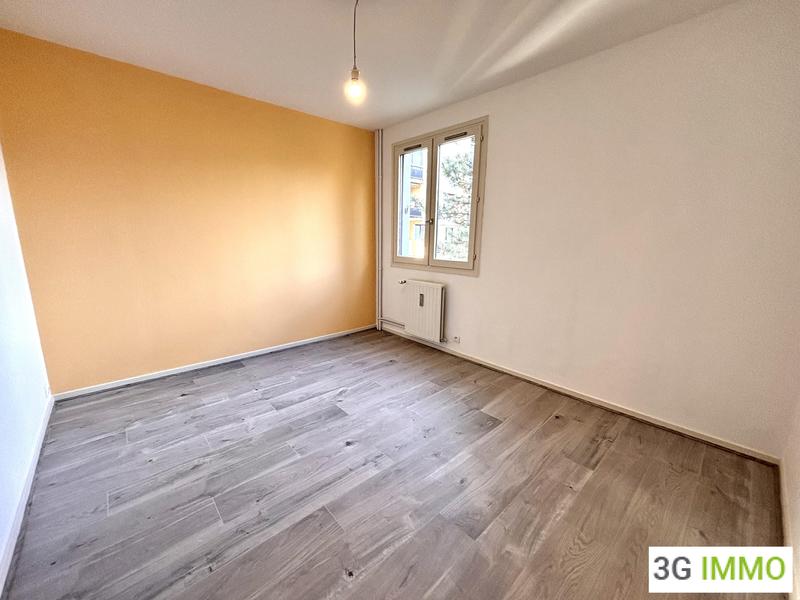 Appartement - 80 m² - 3 pièces
