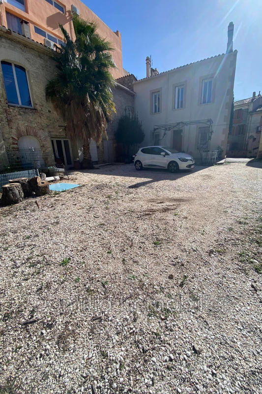 Propriété - 270 m²