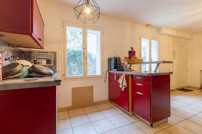Maison - 99 m² - 5 pièces