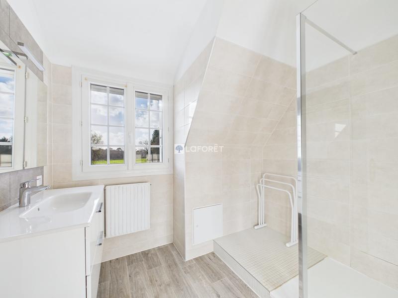 Maison - 86 m² - 4 pièces