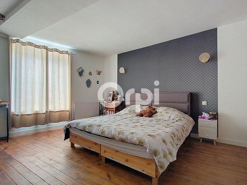 Maison - 198 m² - 5 pièces