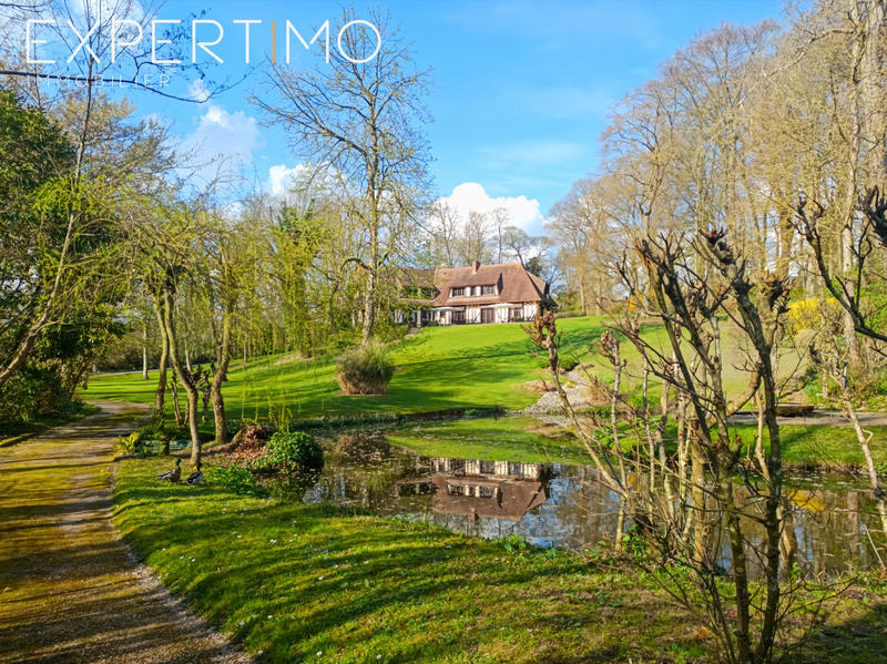 Maison - 388 m² - 11 pièces