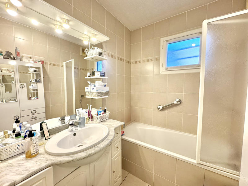 Appartement - 67 m² - 3 pièces