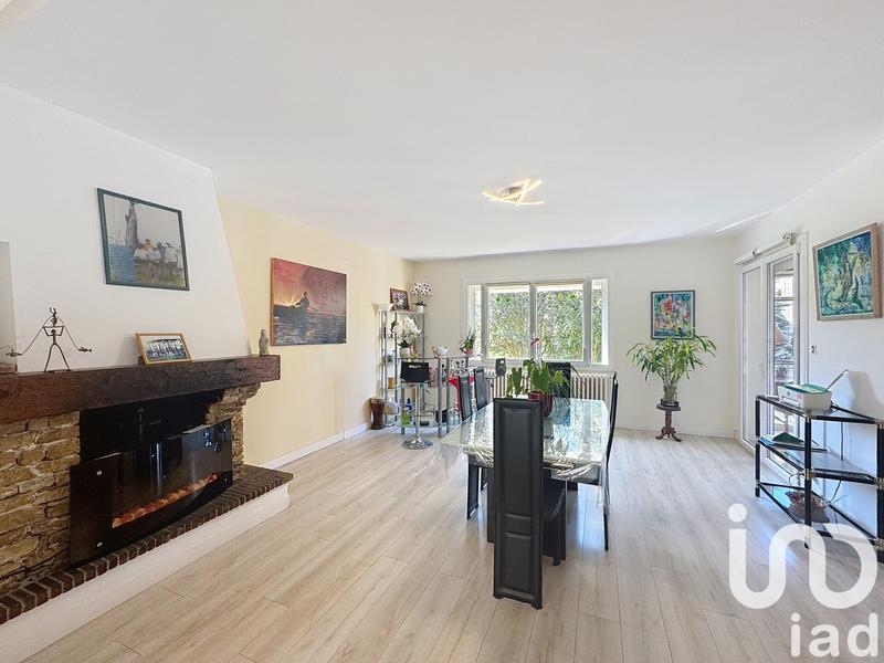 Maison - 122 m² - 6 pièces