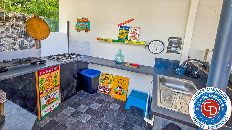 Maison - 100 m² - 4 pièces